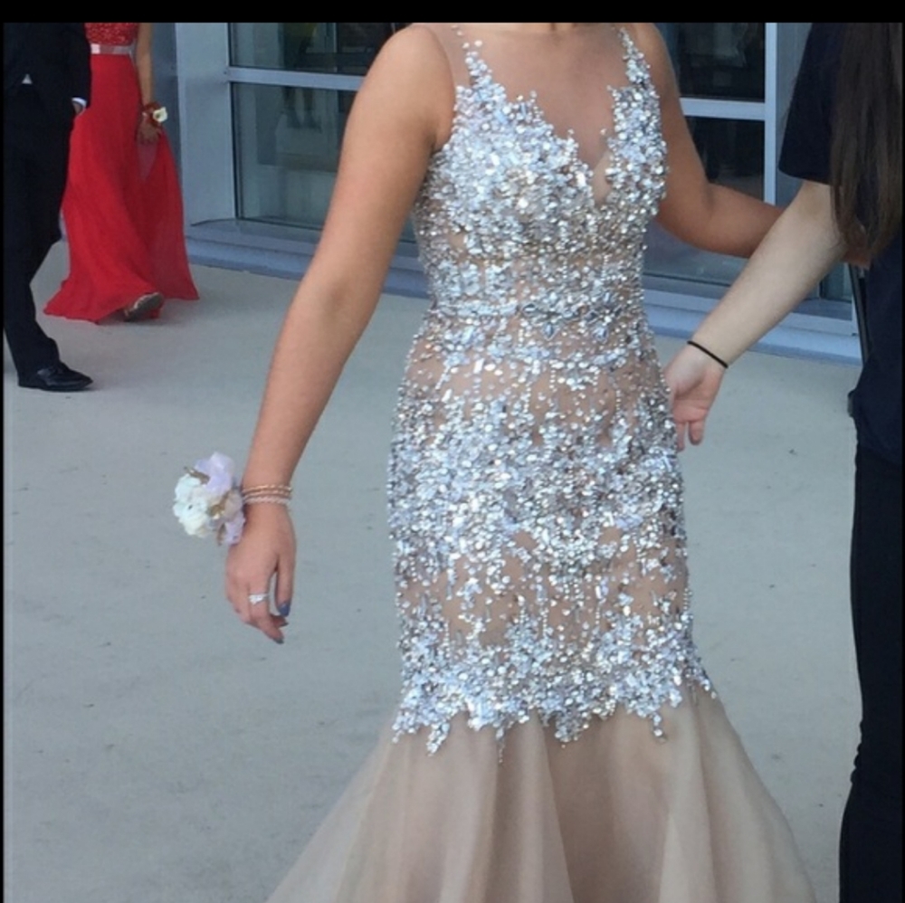 Terani Couture Nude and sparkles prom formal mermaid dress ❤️